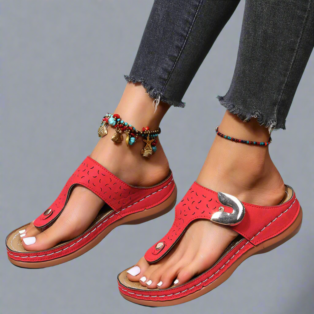 Femme™ | Buckled Toe Post Sandals
