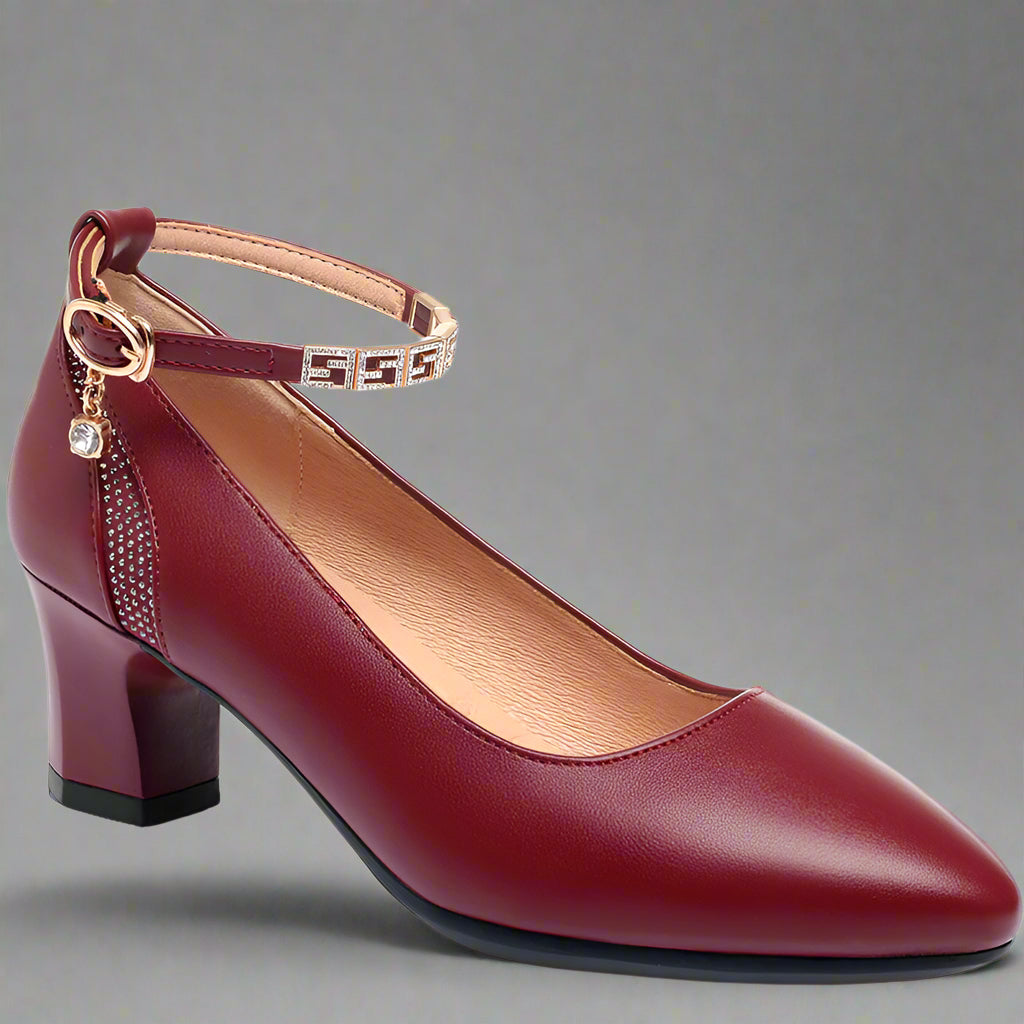 Femme™ | Pumps in Premium Patent Leather for Your Office Style