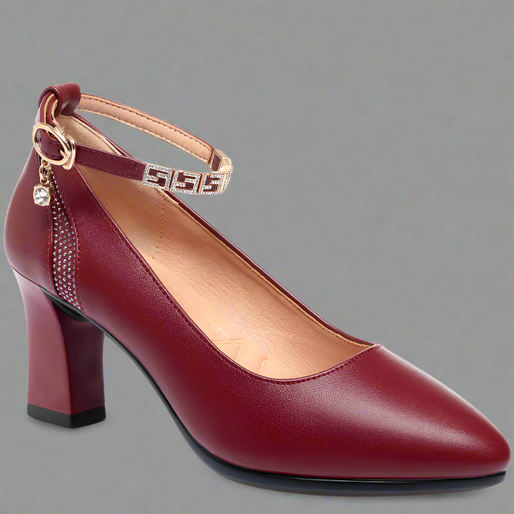 Femme™ | Pumps in Premium Patent Leather for Your Office Style