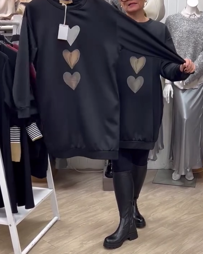 Femme™ | Heart Printed Long Sleeve Sweatshirt