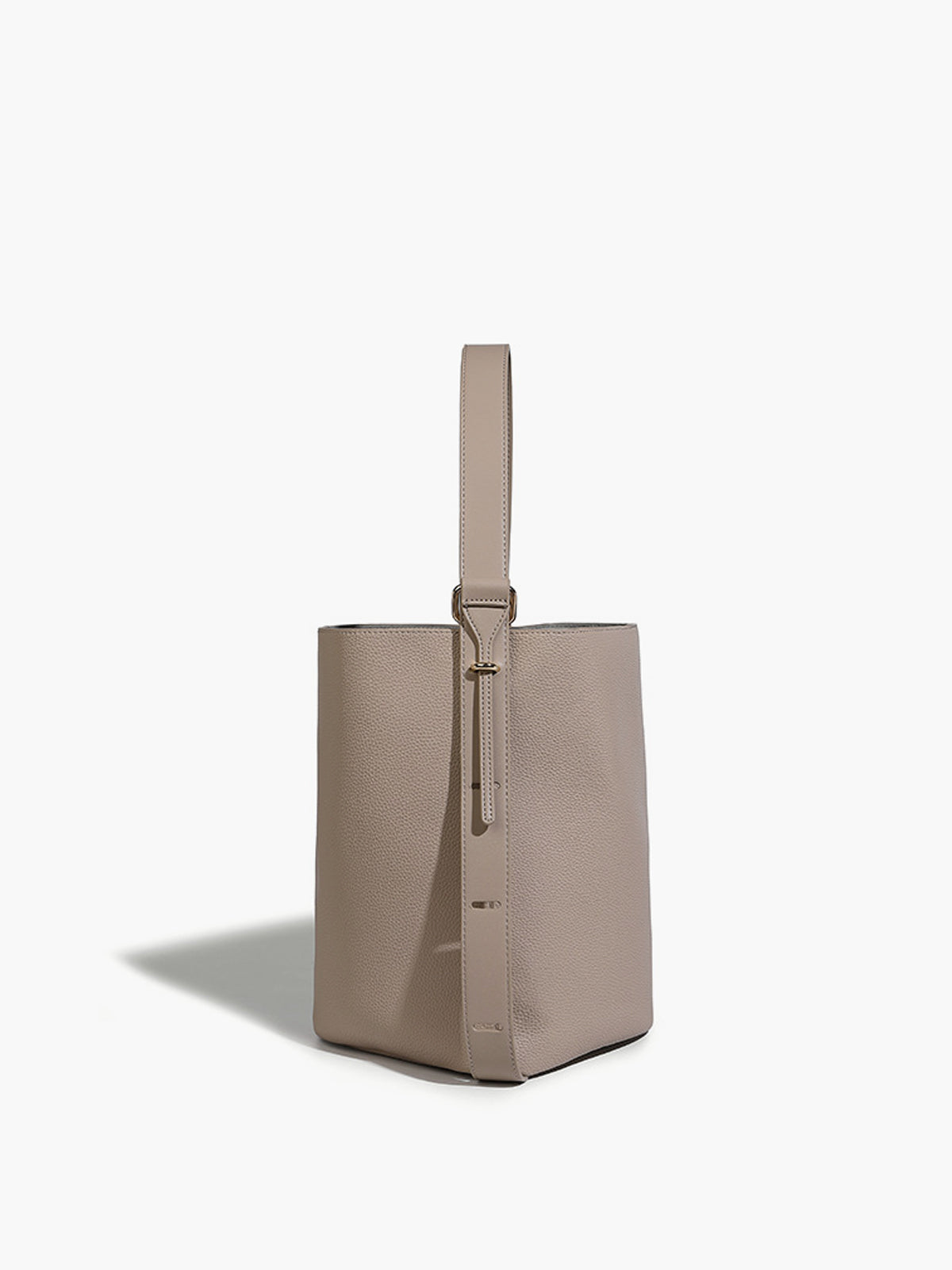 Femme™ | Adjustable Strap Bucket Bag