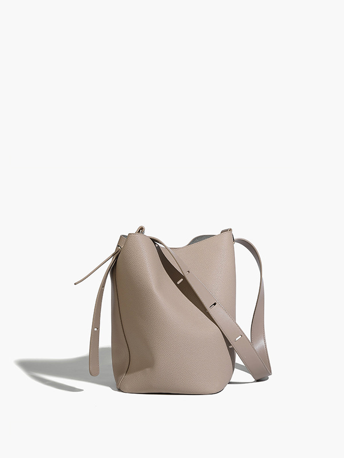 Femme™ | Adjustable Strap Bucket Bag
