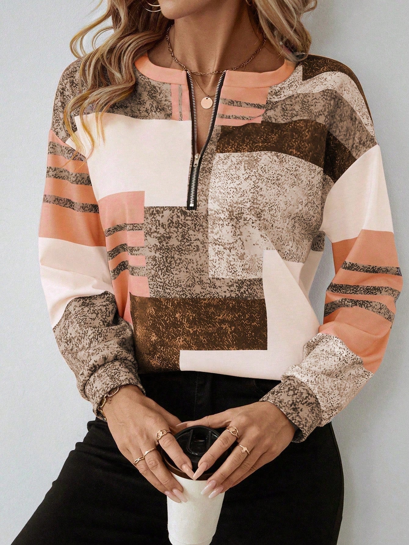 Femme™ | Chic Vintage Sweatshirt