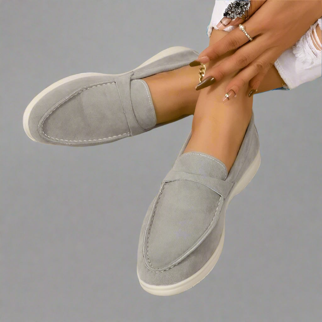 Femme™ | Handcrafted Moccasins Made from Premium Material