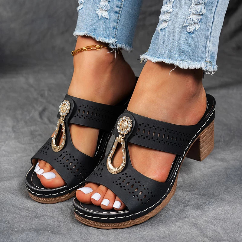 Femme™ | Chic and Comfortable Orthopedic Sandals