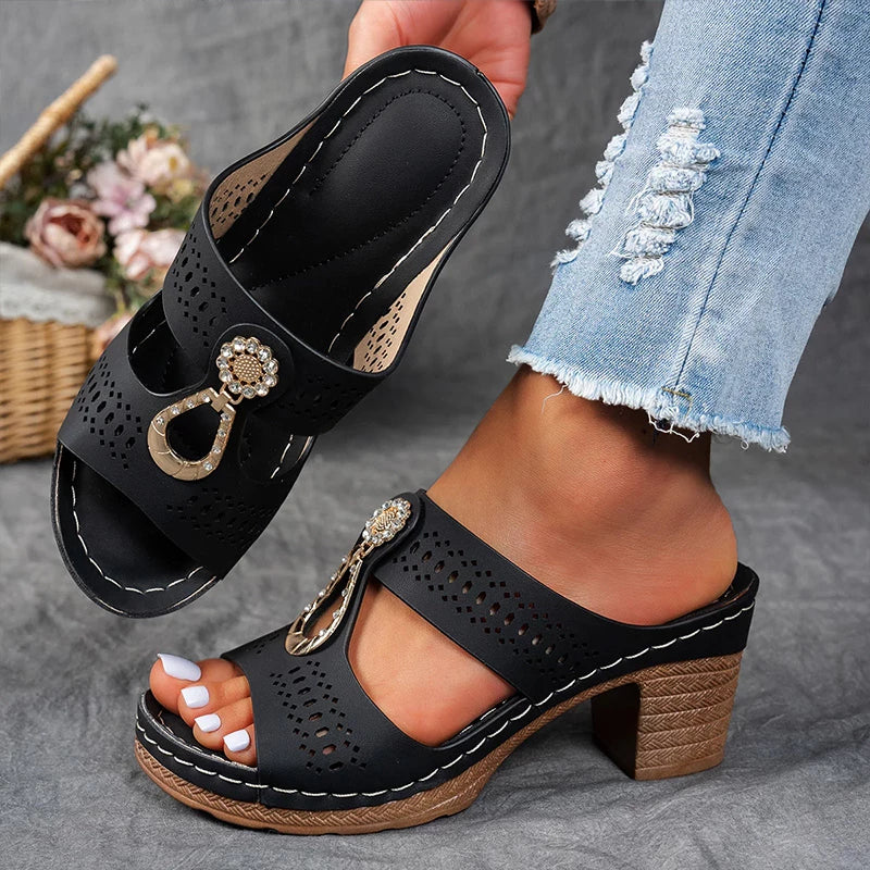Femme™ | Chic and Comfortable Orthopedic Sandals