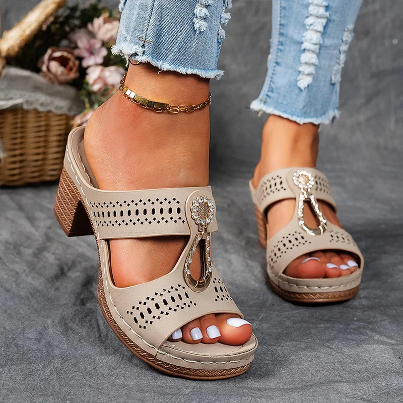 Femme™ | Chic and Comfortable Orthopedic Sandals