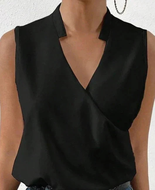 Femme™ | Classic Sleeveless Solid Blouse