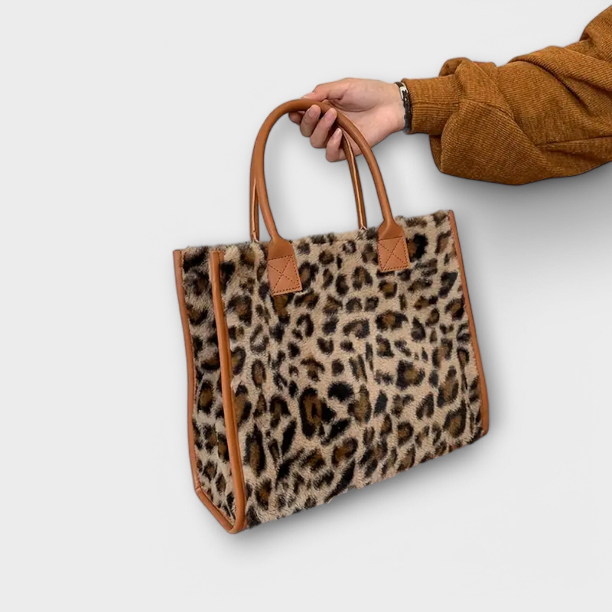 Femme™ | Chic Leopard Print Plush Tote