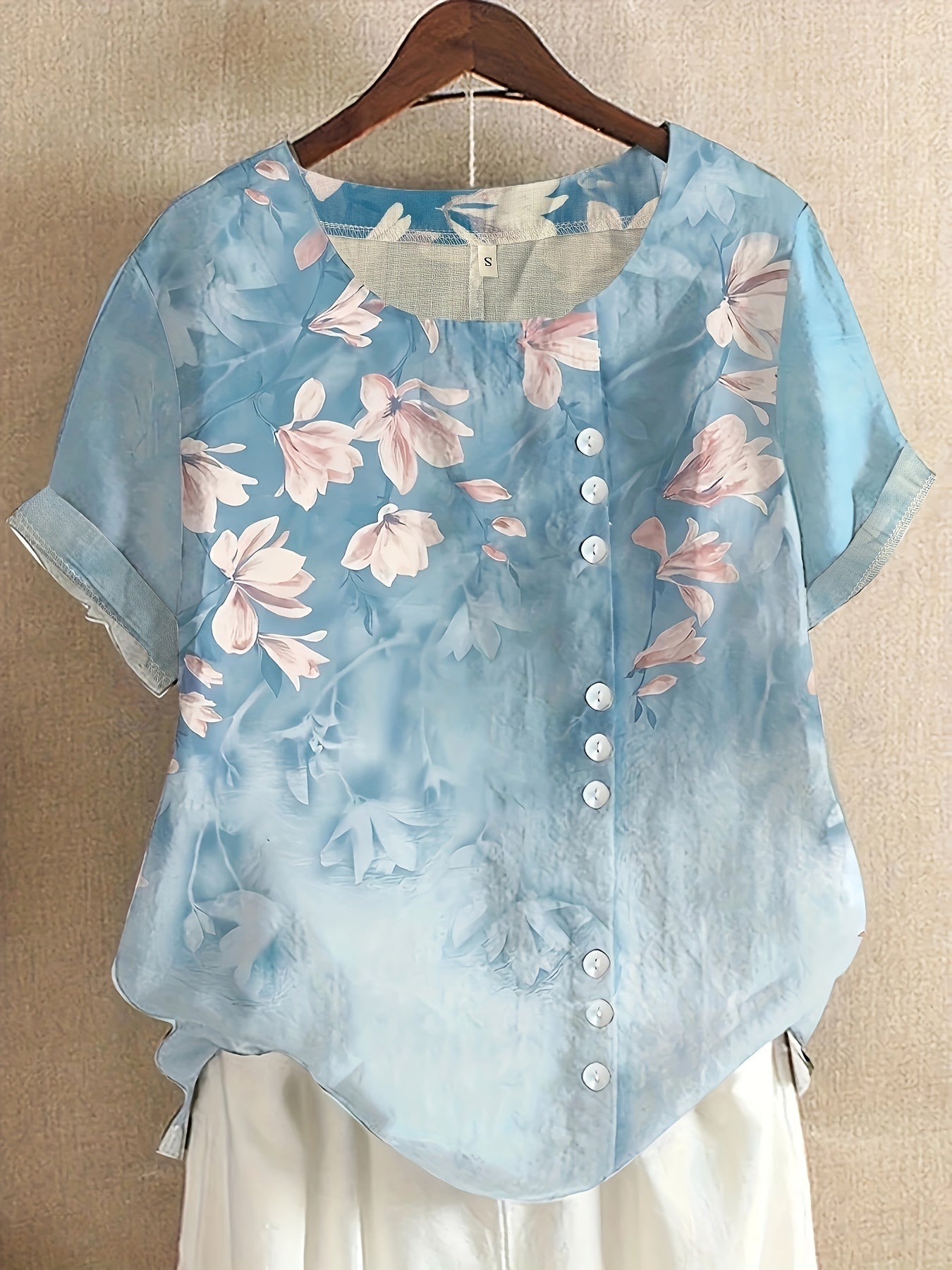 Femme™ | Floral Button Detail Blouse