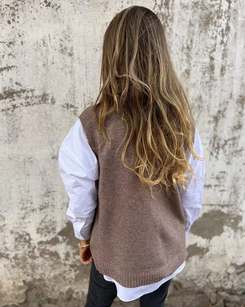 Femme™ | Knit Sweater Vest