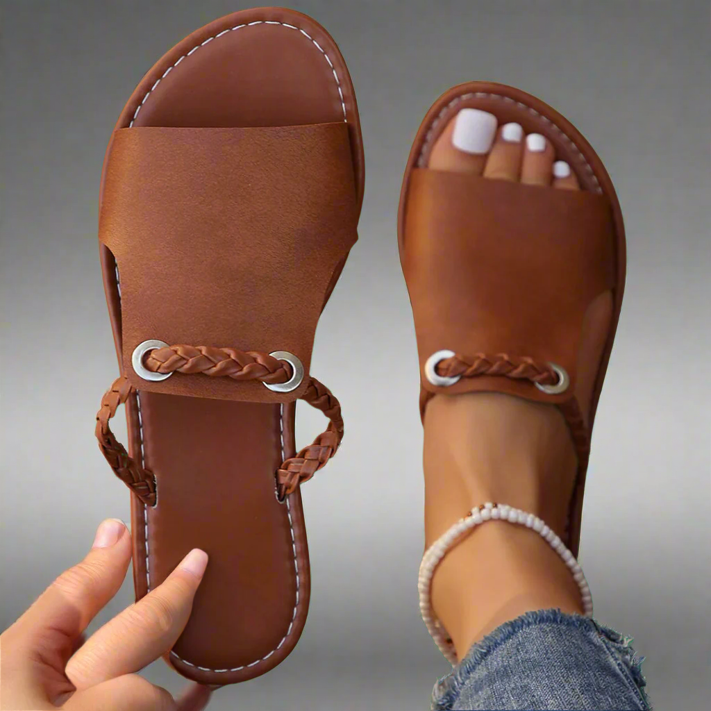 Femme™ | Handcrafted Flat Sandals Made from Premium Material