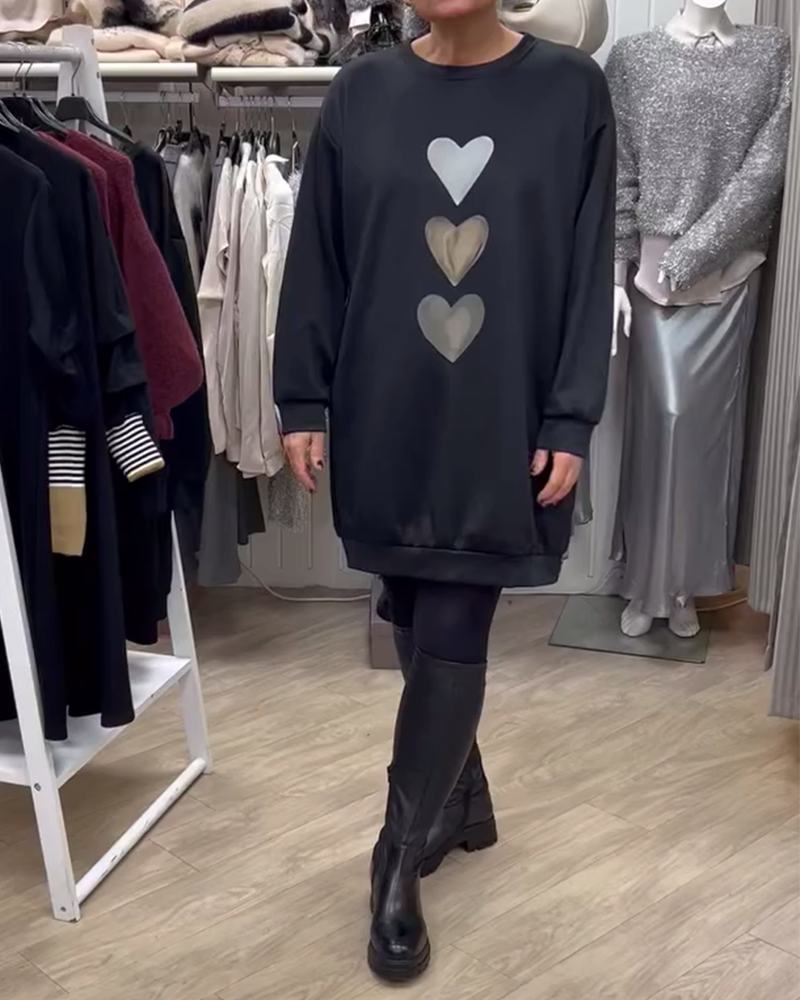 Femme™ | Heart Printed Long Sleeve Sweatshirt