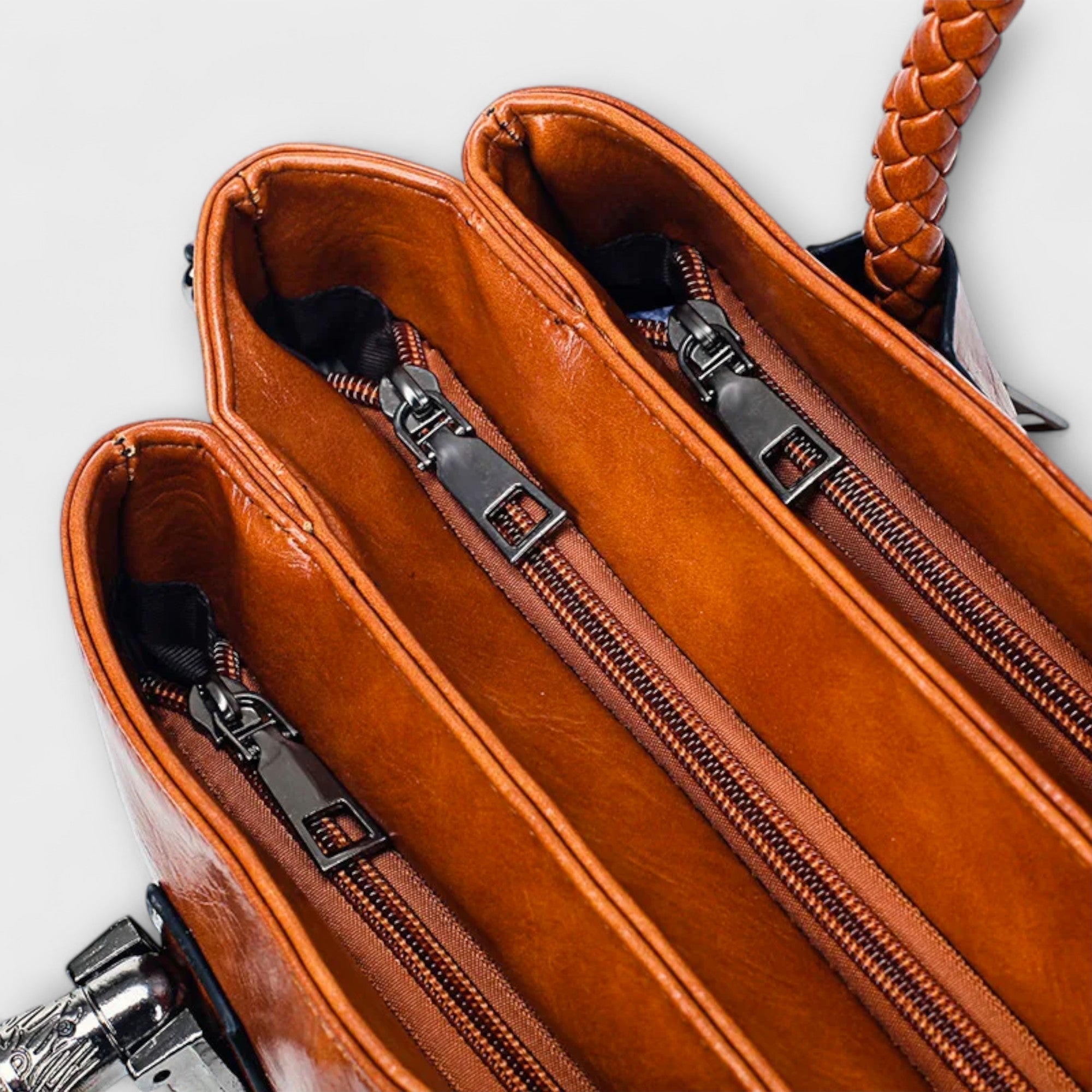 Femme™ | Elegant Leather Dufflebag