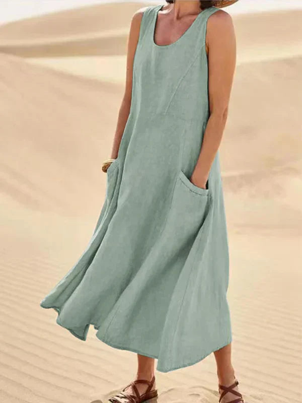 Femme™ | Sleeveless Flowy Midi Dress